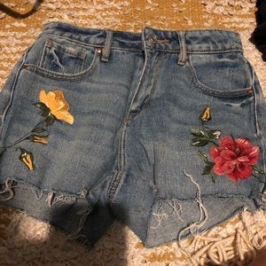 e m b r o i d e r e d   s h o r t s